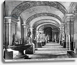 Постер Гирадон Адольф (фото, фр) View of the Caryatids' room in the Louvre Museum, c.1900-04