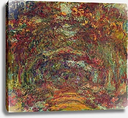 Постер Моне Клод (Claude Monet) The Rose Path, Giverny, 1920-22