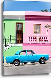 Постер Синяя машина у розово-зеленого дома