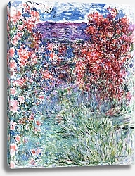 Постер Моне Клод (Claude Monet) The House at Giverny under the Roses, 1925