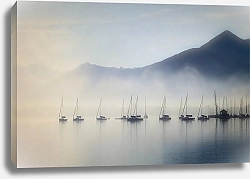 Постер Лодки на туманном озере