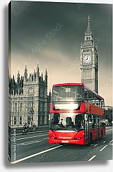 Постер Англия, Лондон. Современный красный автобус