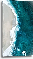 Постер Берег синего моря с белым прибоем