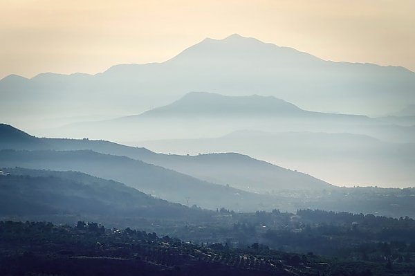 Крит, горы в тумане