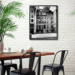 «История в черно-белых фото 261» в интерьере столовой в скандинавском стиле с кирпичной стеной