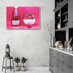 «Вино и клубника» в интерьере современной кухни в серых тонах
