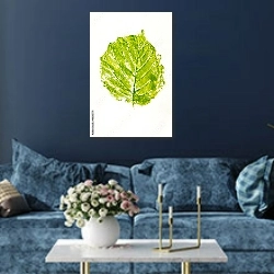«Зеленый отпечаток березового листа» в интерьере современной гостиной в синем цвете