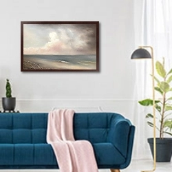 «Зефирное небо» в интерьере современной гостиной над синим диваном