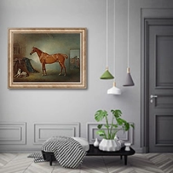 «Лошадь для охоты» в интерьере коридора в классическом стиле