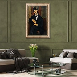 «Portrait of Mari, 1919-20» в интерьере гостиной в оливковых тонах