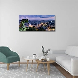 «Панорамный вид на Париж со статуей горгульи» в интерьере современной гостиной в светлых тонах
