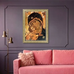 «Icon» в интерьере гостиной с розовым диваном