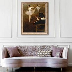 «The Ballet Lesson,» в интерьере гостиной в классическом стиле над диваном