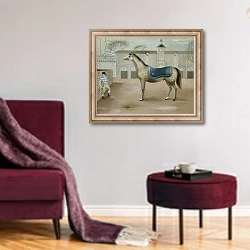 «The Yellow Horse» в интерьере гостиной в бордовых тонах