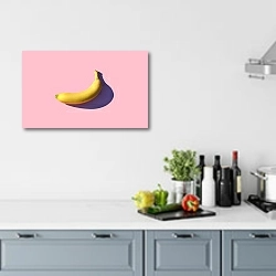 «Желтый банан на розовом фоне» в интерьере кухни в голубых тонах