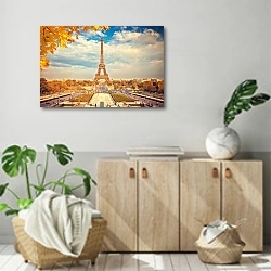 «Франция, Париж. Осенний взгляд» в интерьере современной комнаты над комодом