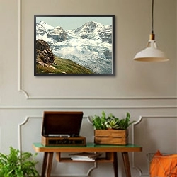 «Швейцария. Ледник на горе Эйгер» в интерьере комнаты в стиле ретро с проигрывателем виниловых пластинок