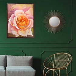 «The Rose, 1999» в интерьере классической гостиной с зеленой стеной над диваном