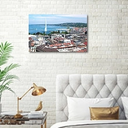 «Швейцария, Женева. Вид на город, фонтан и озеро» в интерьере современной спальни в белом цвете с золотыми деталями