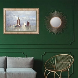 «Корабли у Дордрехта» в интерьере классической гостиной с зеленой стеной над диваном