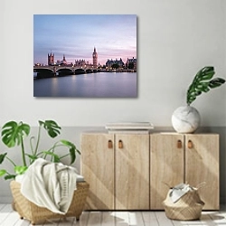 «Великобритания, Лондон. Вид на Биг Бен и мост» в интерьере современной комнаты над комодом