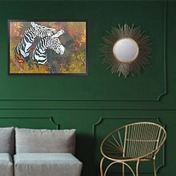 «Stripes, 1997» в интерьере классической гостиной с зеленой стеной над диваном