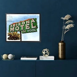 «Arizona Motel on 6th Avenue, 2004» в интерьере зеленой гостиной над диваном