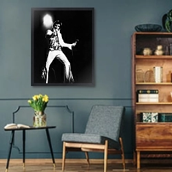 «Элвис Пресли 5» в интерьере гостиной в стиле ретро в серых тонах