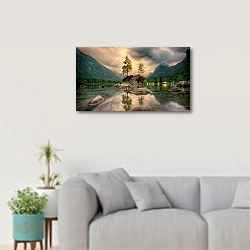 «Гроза над горным озером» в интерьере светлой гостиной в скандинавском стиле