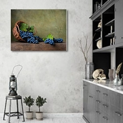 «Натюрморт с корзиной винограда» в интерьере современной кухни в серых тонах