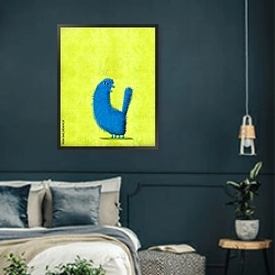 «Поющий синий кот» в интерьере классической спальни с темными стенами