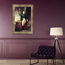 «Портрет Александра I 2» в интерьере классической гостиной с зеленой стеной над диваном