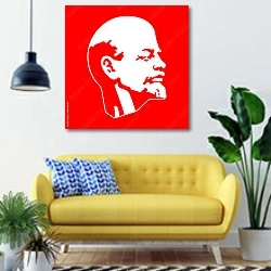 «Портрет Ленина на красном фоне» в интерьере современной гостиной с желтым диваном