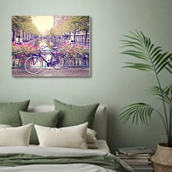 «Голландия, Амстердам. Ретро-велосипед на мостике» в интерьере современной спальни в зеленых тонах