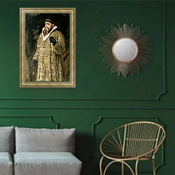 «Tsar Ivan IV Vasilyevich 'the Terrible' 1897 2» в интерьере классической гостиной с зеленой стеной над диваном