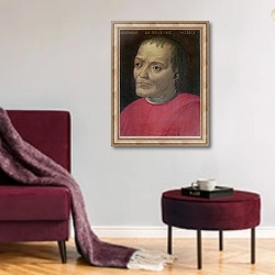«Portrait of Giovanni di Bacci de Medici» в интерьере гостиной в бордовых тонах