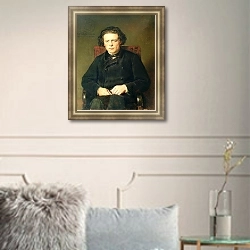 «Portrait of Anton Rubinstein 1870» в интерьере классической гостиной с зеленой стеной над диваном